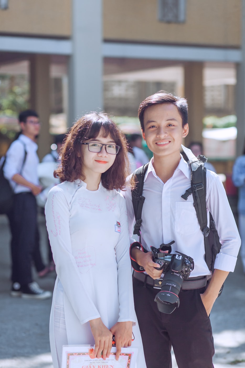 刘鸣炜龙凤胎试管代生的孩子照片（刘鸣炜未婚生子）
