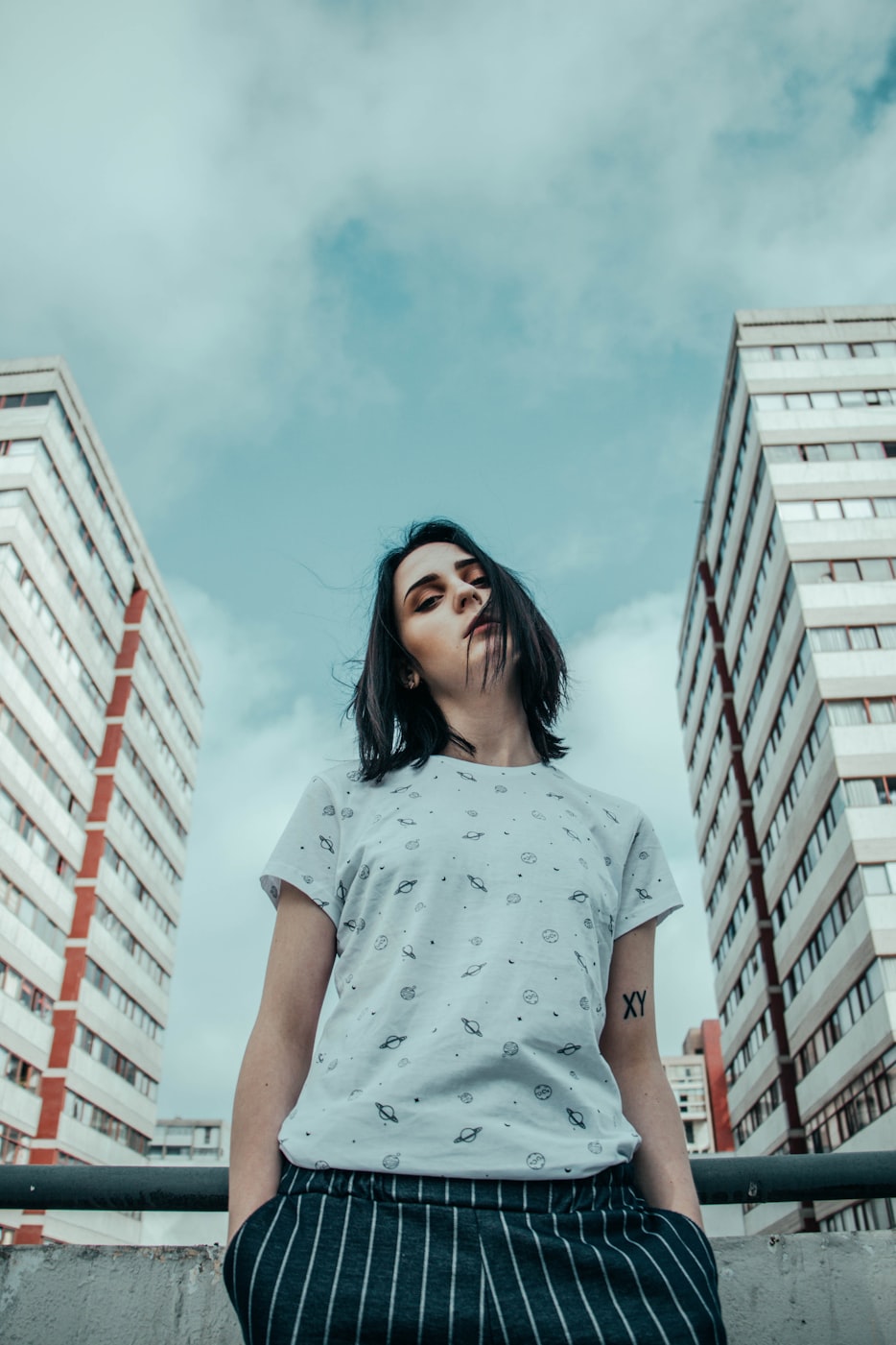 第一眼就喜欢一个代孕选性别生的女孩（第一眼就喜欢一个女试管代生的孩子应该怎么说给她表白）