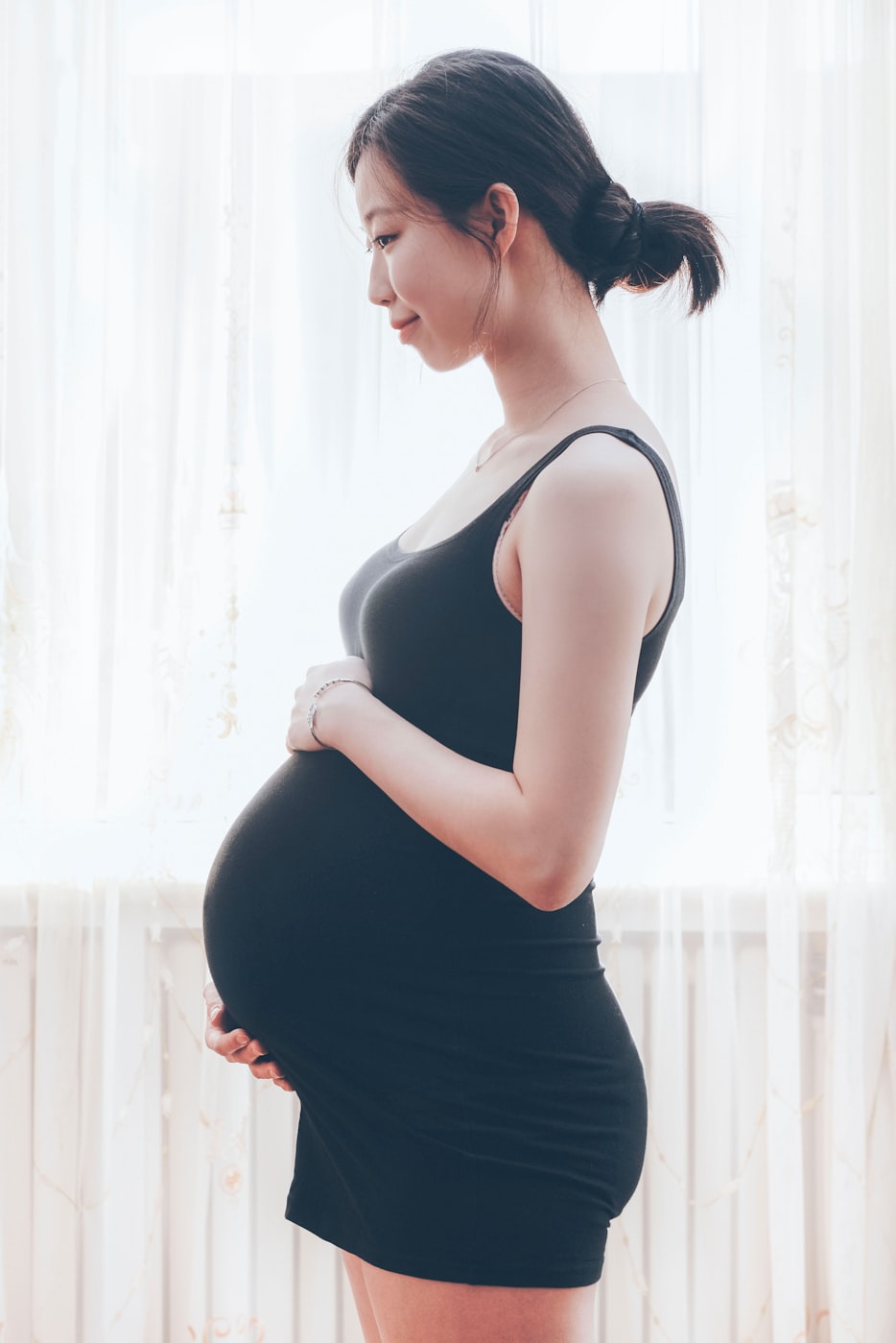 孕妈供卵生的宝宝穿裤子最好时间段（孕妈供卵生的宝宝什么时候穿裤子合适）